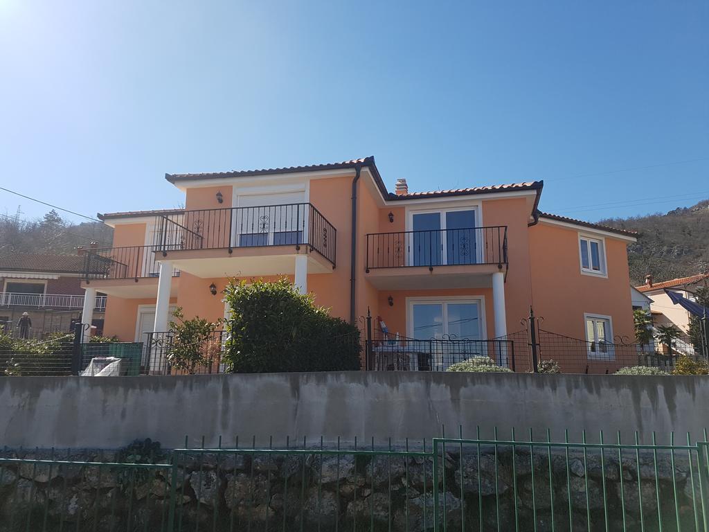 Apartman Dubravka 1 Ловран Екстериор снимка