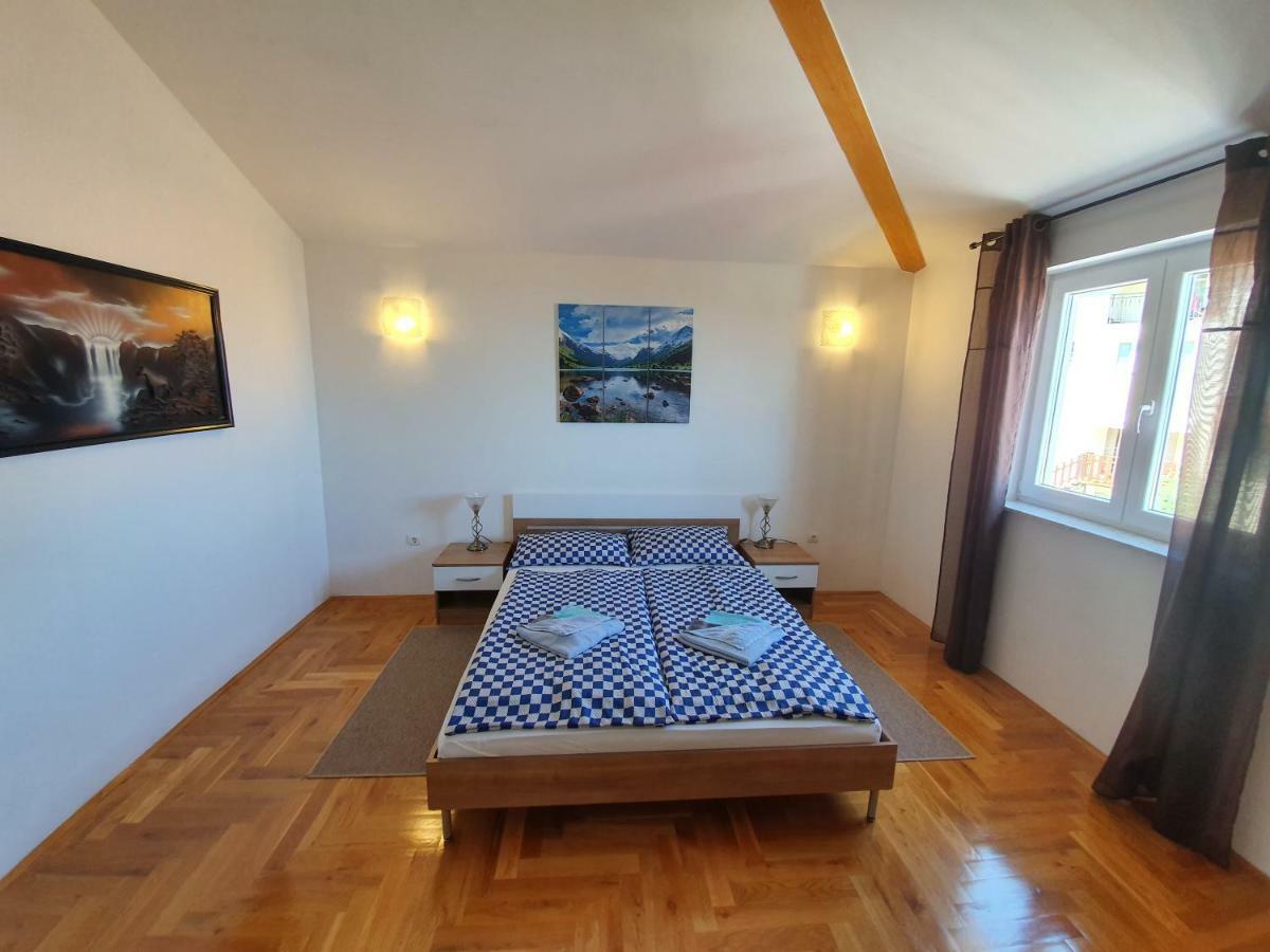 Apartman Dubravka 1 Ловран Екстериор снимка